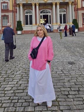 Meet your Posher, Ms.